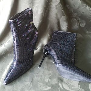 Dolce & Gabbana Roso Grigio Booties